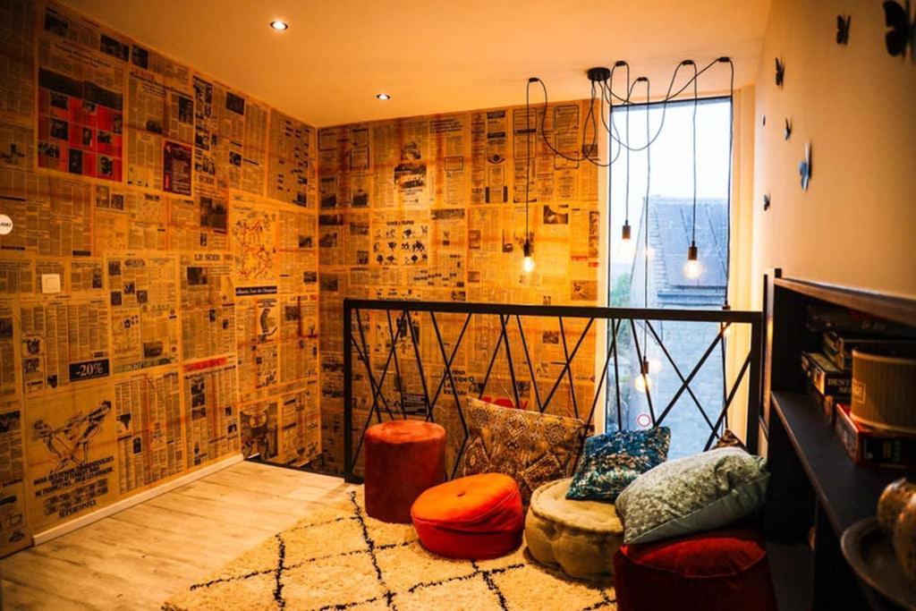 Amazon Corten Marche-en-Famenne Esterno foto